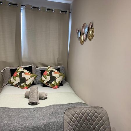 Cambridge Suites ウェスト・ドレイトン、ロンドン エクステリア 写真
